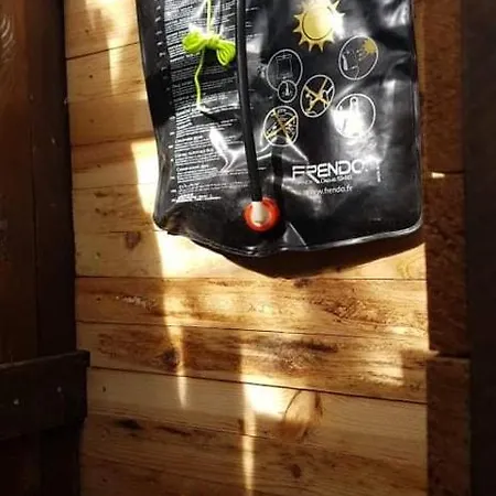 Les Du Hameau Avec Piscine ベッド・アンド・ブレックファスト