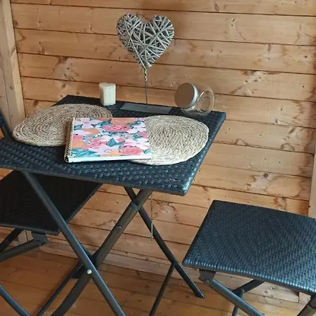 Les Du Hameau Avec Piscine *